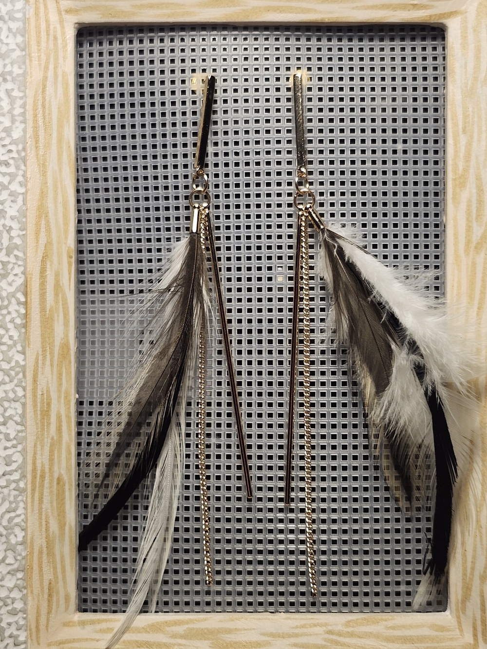 Boho 5.5" Long Gold-Tone Feather Drop Earrings in Black & White